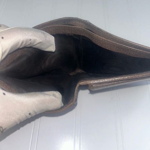 Gucci Ebony Horsebit Green and Red Webbed Unisex Wallet - Picture 10 of 15